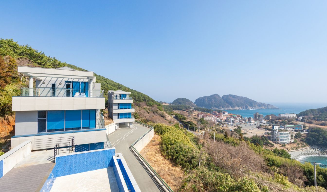 거제도펜션 파티레지나 외관 풍경 1